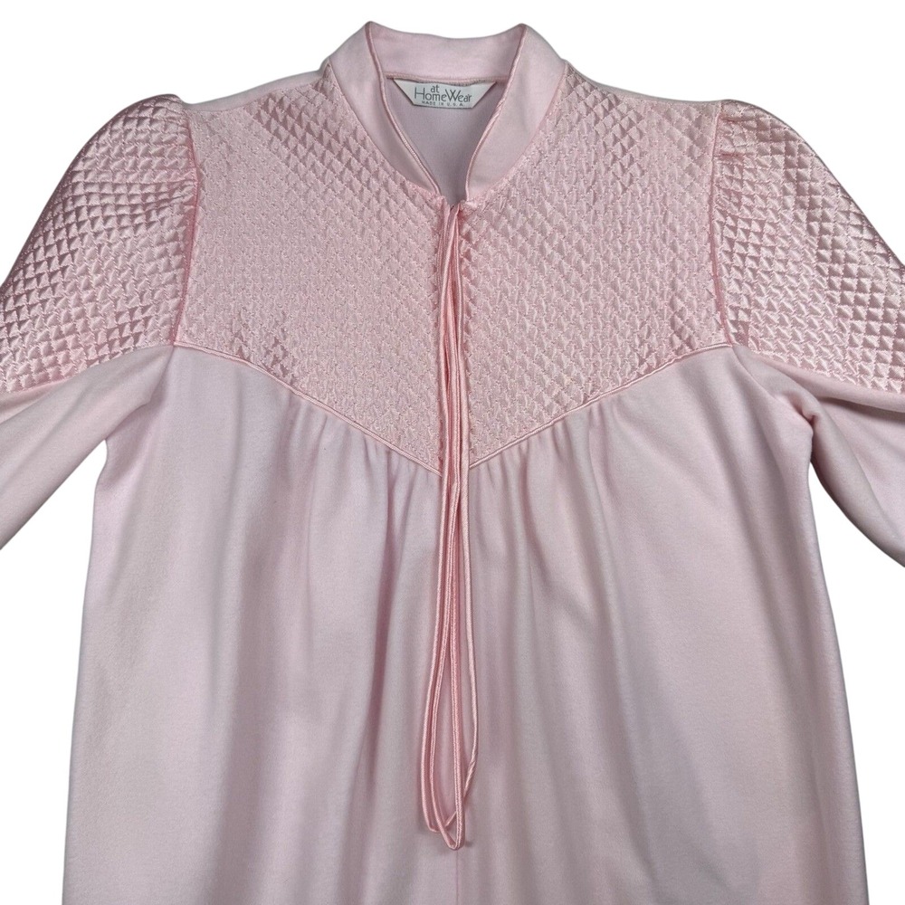 At Home Wear Robe Women's Medium Pink Polyester Quilted Long Sleeve Tie Front